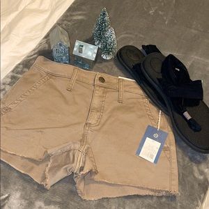 High-Rise Shortie Short Khaki